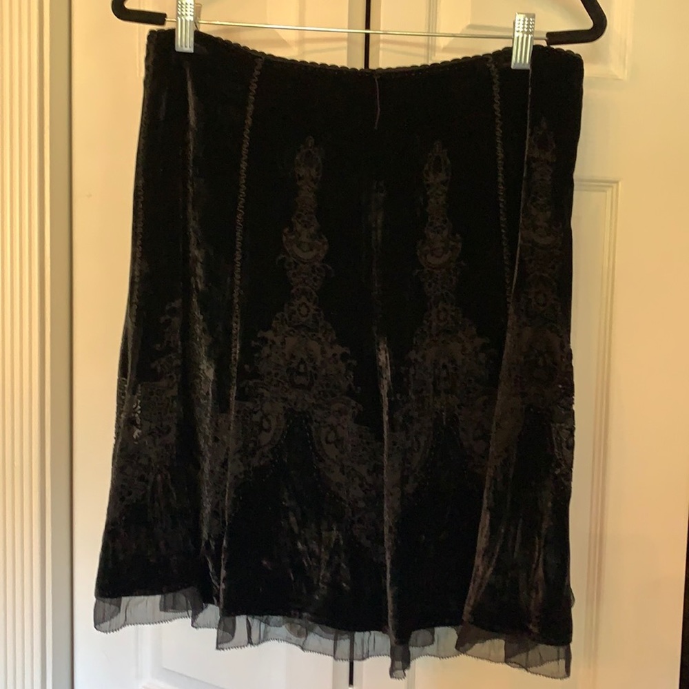 Ellie Tahari silk skirt
